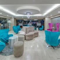 Lobby moderno de hotel